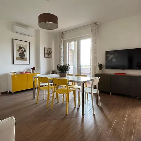Domus Colli D'oro Lägenhet